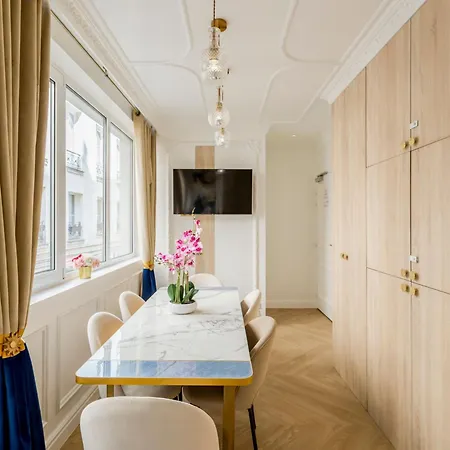 Merveil - Luxury - Marais - Poissonniere * Paryż